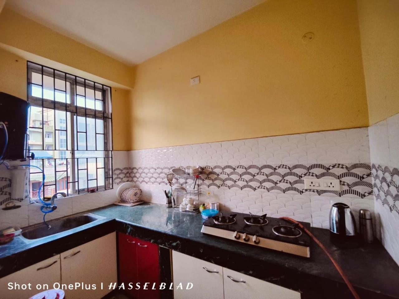 Dreams Abode Studio Apartment Guwahati Buitenkant foto
