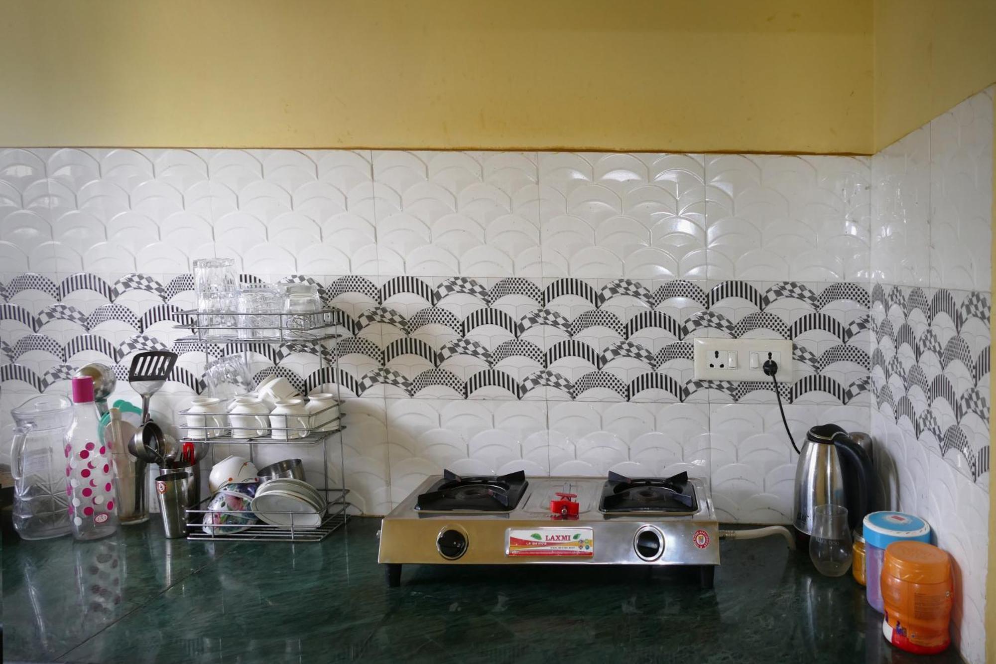 Dreams Abode Studio Apartment Guwahati Buitenkant foto