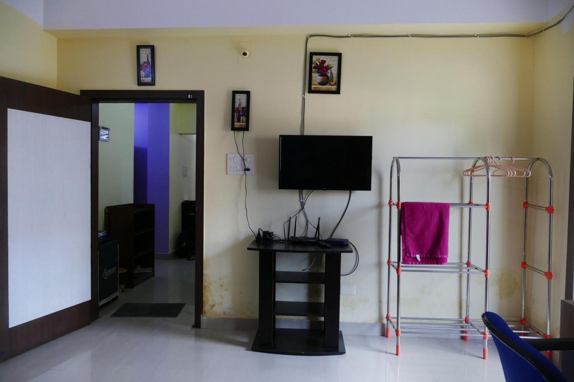 Dreams Abode Studio Apartment Guwahati Buitenkant foto